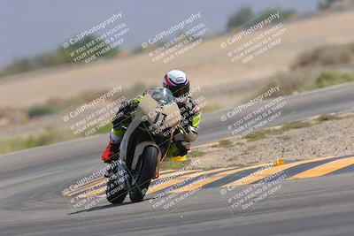 media/Sep-30-2023-SoCal Trackdays (Sat) [[636657bffb]]/Turn 15 (1120am)/